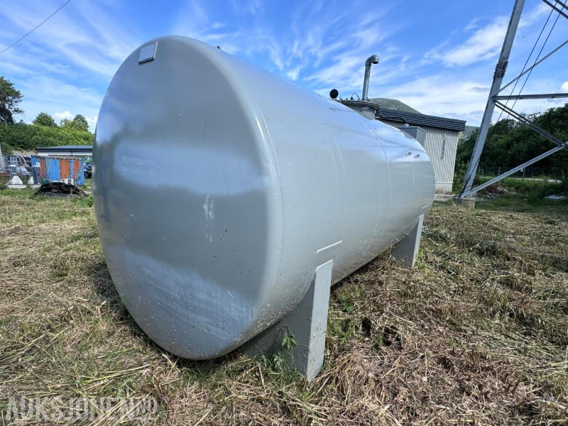 2022 Veratank 10.000 Liter - Dieseltank - Ståltank med dobbelvegg - HDM 80 eco Box - Piusi slangetrommel 10 m slange - OCIO Overfyllingsvern - Строительное оборудование: фото 3 2022 Veratank 10.000 Liter - Dieseltank - Ståltank med dobbelvegg - HDM 80 eco Box - Piusi slangetrommel 10 m slange - OCIO Overfyllingsvern - Строительное оборудование: фото 3