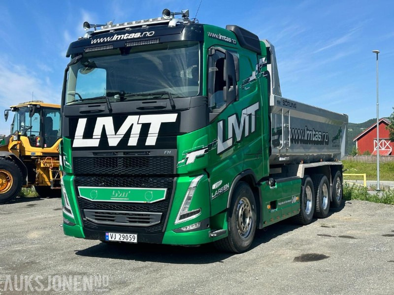 2022 Volvo FH 540 8X4 Tippbil, Tridem luftfjæring og hydraulisk styrt løpeaksel med single hjul - Самосвал: фото 1 2022 Volvo FH 540 8X4 Tippbil, Tridem luftfjæring og hydraulisk styrt løpeaksel med single hjul - Самосвал: фото 1