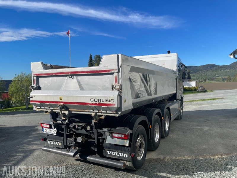 2022 Volvo FH16 750 8x4 Tridem – Gullavtale, Én Eier, EU-godkjent til 15.05.2026 - Самосвал: фото 4 2022 Volvo FH16 750 8x4 Tridem – Gullavtale, Én Eier, EU-godkjent til 15.05.2026 - Самосвал: фото 4