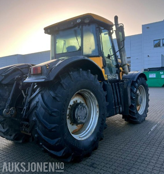 JCB FASTRAC 8250 4x4 traktor kun 6.700 Arbeidstimer! - Трактор: фото 3 JCB FASTRAC 8250 4x4 traktor kun 6.700 Arbeidstimer! - Трактор: фото 3