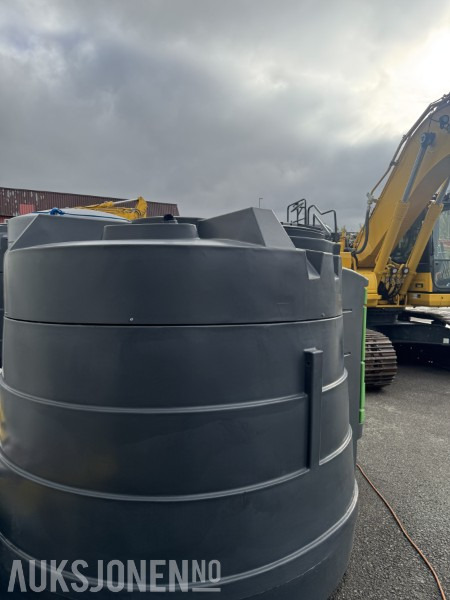 Kingspan Fuelmaster 3500L stasjonær dieseltank med pumpe og låsbart skap. - Строительное оборудование: фото 3 Kingspan Fuelmaster 3500L stasjonær dieseltank med pumpe og låsbart skap. - Строительное оборудование: фото 3