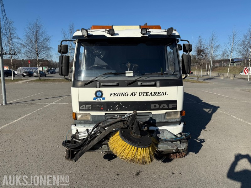 1997 DAF 45 180 TI feiebil, tilhengerfeste, nytt sug, kamera, ekstralys - Коммунальная/ Специальная техника: фото 2 1997 DAF 45 180 TI feiebil, tilhengerfeste, nytt sug, kamera, ekstralys - Коммунальная/ Специальная техника: фото 2