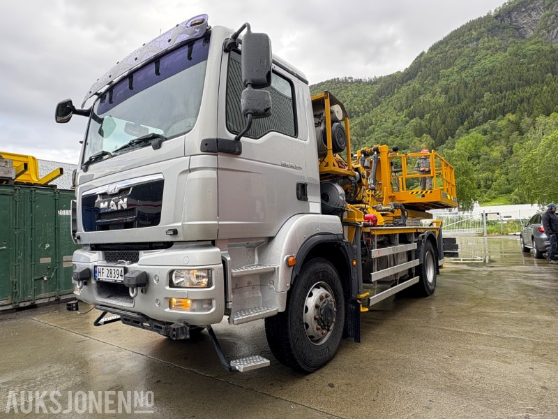 2014 MAN TGM 18.340 Normet Esslift 810 liftbil - 15 888 km - Коммунальная/ Специальная техника: фото 1 2014 MAN TGM 18.340 Normet Esslift 810 liftbil - 15 888 km - Коммунальная/ Специальная техника: фото 1