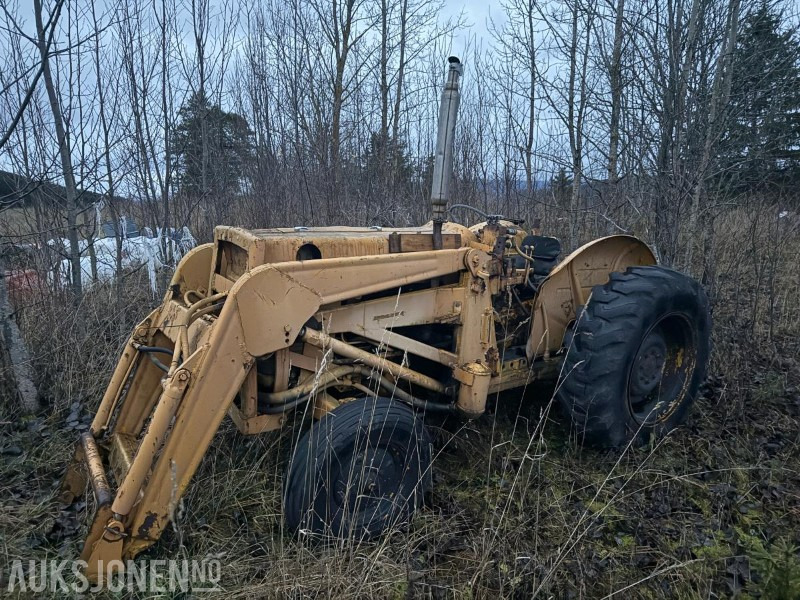 Massey Ferguson 3.165 m/laster - Трактор: фото 1 Massey Ferguson 3.165 m/laster - Трактор: фото 1