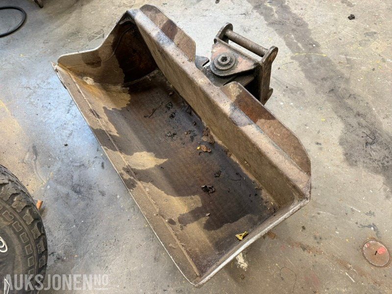 2006 Globus Hydraulisk pusseskuff – S30 feste / 90L / 99kg - Навесное оборудование для Строительной техники: фото 1 2006 Globus Hydraulisk pusseskuff – S30 feste / 90L / 99kg - Навесное оборудование для Строительной техники: фото 1