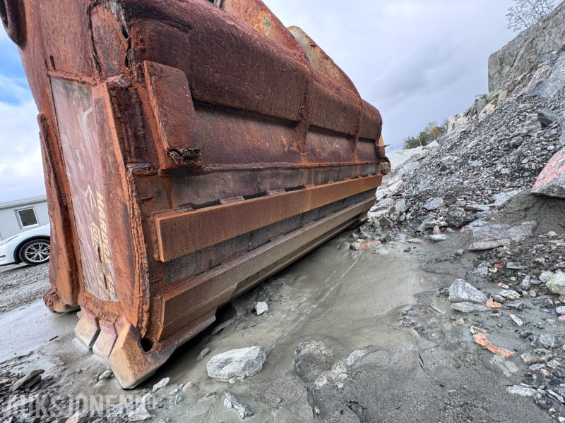 2014 Gjerstad Graveskuff / Lasteskuffe - 4500 L - 4,5 m3 - Nysveiset - Навесное оборудование для Строительной техники: фото 5 2014 Gjerstad Graveskuff / Lasteskuffe - 4500 L - 4,5 m3 - Nysveiset - Навесное оборудование для Строительной техники: фото 5