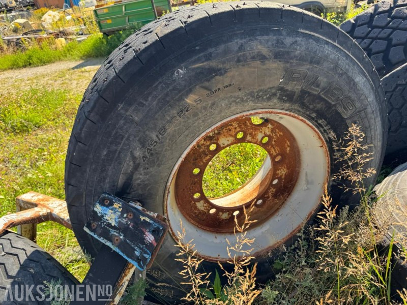 4 Stk hjul til Manitou – 445/65 R22.5 - Навесное оборудование для Строительной техники: фото 2 4 Stk hjul til Manitou – 445/65 R22.5 - Навесное оборудование для Строительной техники: фото 2