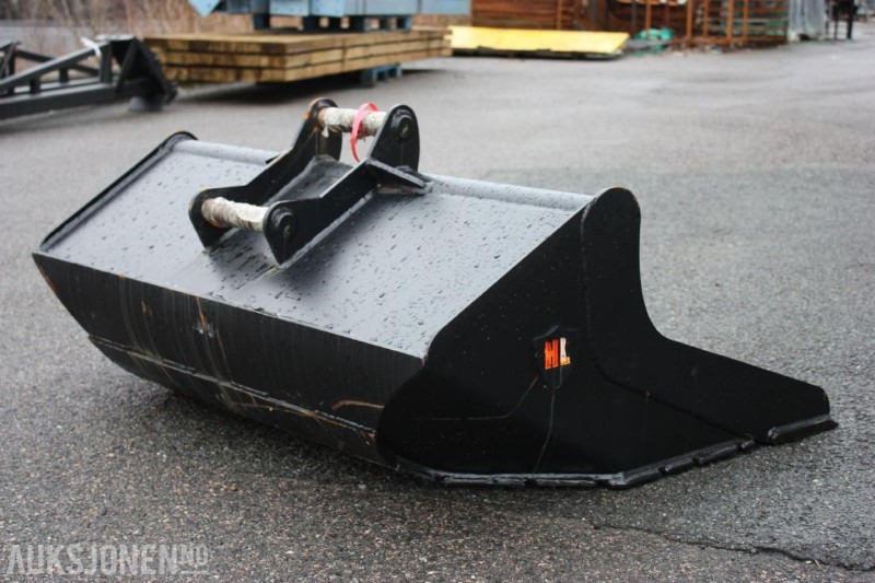 S40 Fast pusseskuffe for 4-6 tonn - 1300 mm bredde - Навесное оборудование для Строительной техники: фото 2 S40 Fast pusseskuffe for 4-6 tonn - 1300 mm bredde - Навесное оборудование для Строительной техники: фото 2
