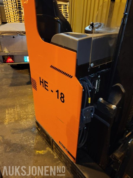 2006 HE-18 BT-RRB1AC Skyvemasttruck - Погрузочно-разгрузочная техника: фото 3 2006 HE-18 BT-RRB1AC Skyvemasttruck - Погрузочно-разгрузочная техника: фото 3