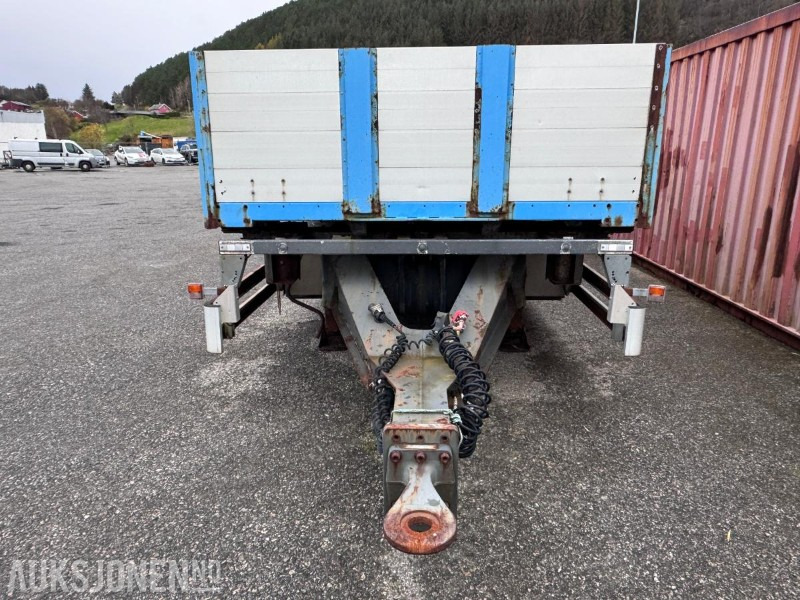 2002 Goebel & Sohn Containerchassi / Boggi kjerre med Køgel 745 Vekselflak med aluminiumskarmer - Прицеп: фото 2 2002 Goebel & Sohn Containerchassi / Boggi kjerre med Køgel 745 Vekselflak med aluminiumskarmer - Прицеп: фото 2