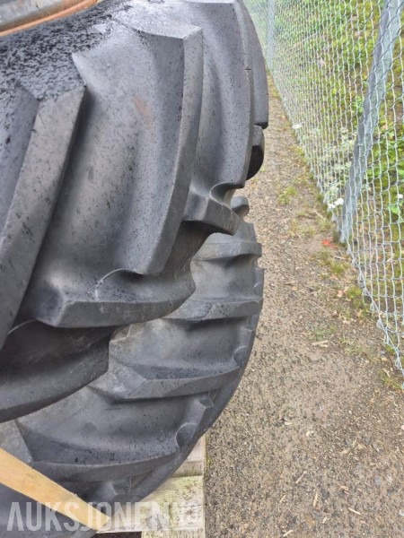 2000 Tvillinghjul sett X - Сельскохозяйственная техника: фото 3 2000 Tvillinghjul sett X - Сельскохозяйственная техника: фото 3