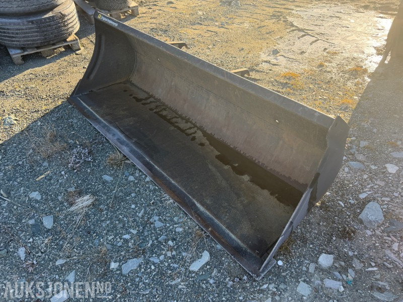 2012 Originale redskaper (ALO) landbruksskuffe – Euro-feste - Сельскохозяйственная техника: фото 2 2012 Originale redskaper (ALO) landbruksskuffe – Euro-feste - Сельскохозяйственная техника: фото 2