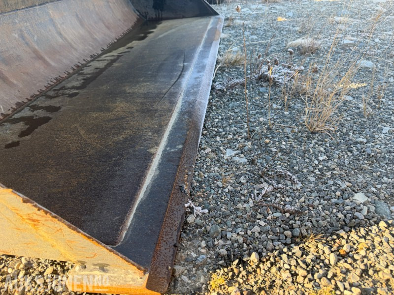 2012 Originale redskaper (ALO) landbruksskuffe – Euro-feste - Сельскохозяйственная техника: фото 5 2012 Originale redskaper (ALO) landbruksskuffe – Euro-feste - Сельскохозяйственная техника: фото 5