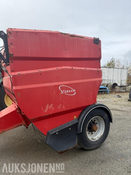 2016 Tokvam SV8000 strøer SV8000 strøvogn - Сельскохозяйственная техника: фото 3 2016 Tokvam SV8000 strøer SV8000 strøvogn - Сельскохозяйственная техника: фото 3