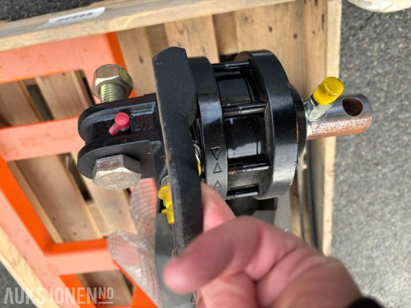 2023 Tømmerklo til traktor LG200. TRIMA/SMS feste - Сельскохозяйственная техника: фото 5 2023 Tømmerklo til traktor LG200. TRIMA/SMS feste - Сельскохозяйственная техника: фото 5