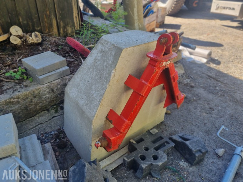 Betong lodd med triangel feste - Сельскохозяйственная техника: фото 3 Betong lodd med triangel feste - Сельскохозяйственная техника: фото 3