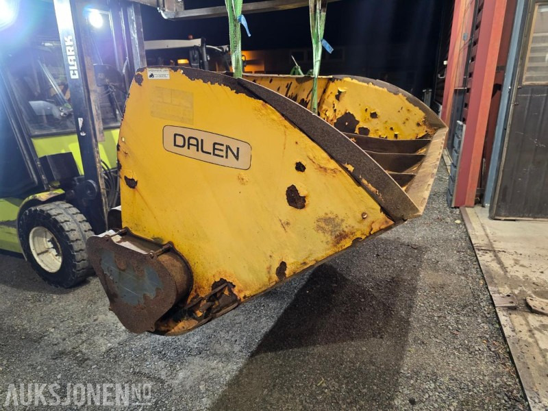Dalen strøkasse 2034 W 1500 Liter - Сельскохозяйственная техника: фото 4 Dalen strøkasse 2034 W 1500 Liter - Сельскохозяйственная техника: фото 4
