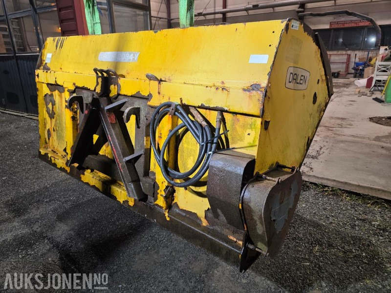 Dalen strøkasse 2034 W 1500 Liter - Сельскохозяйственная техника: фото 1 Dalen strøkasse 2034 W 1500 Liter - Сельскохозяйственная техника: фото 1