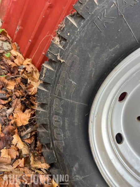 Ubrukt dekk med felg 400R 22,5 - 22,5x11,75 - Сельскохозяйственная техника: фото 4 Ubrukt dekk med felg 400R 22,5 - 22,5x11,75 - Сельскохозяйственная техника: фото 4