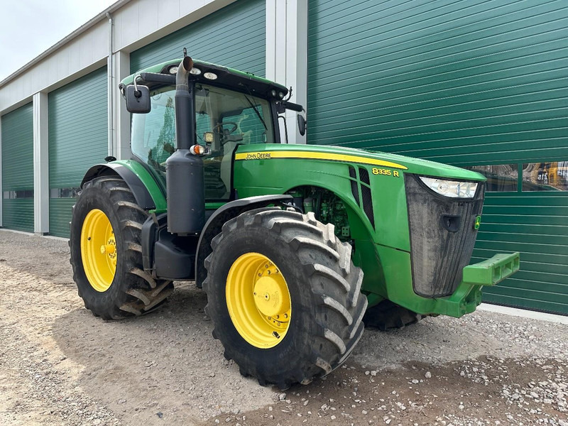 John Deere 8335R AutoPower - Трактор: фото 2 John Deere 8335R AutoPower - Трактор: фото 2