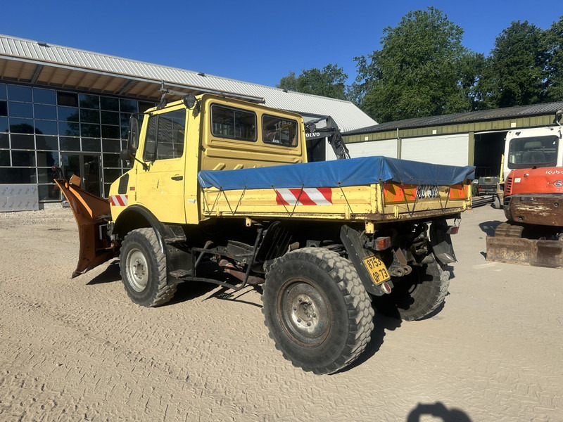 Mercedes-Benz Unimog U 1000 32.883km // ORIGINAL MILEAGE - Снегоуборочная машина: фото 5 Mercedes-Benz Unimog U 1000 32.883km // ORIGINAL MILEAGE - Снегоуборочная машина: фото 5