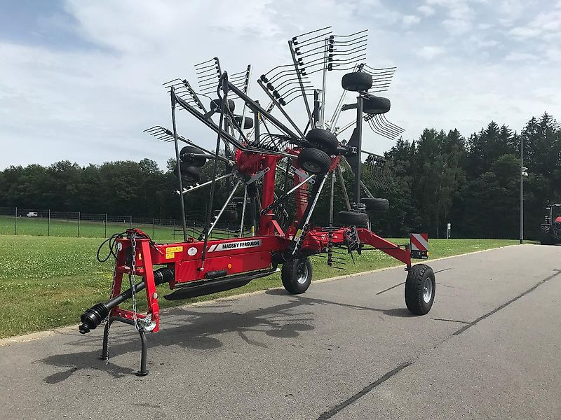 Новый Сеноворошилка Massey Ferguson MF RK 762 TRC / Fella JURAS 801: фото 1