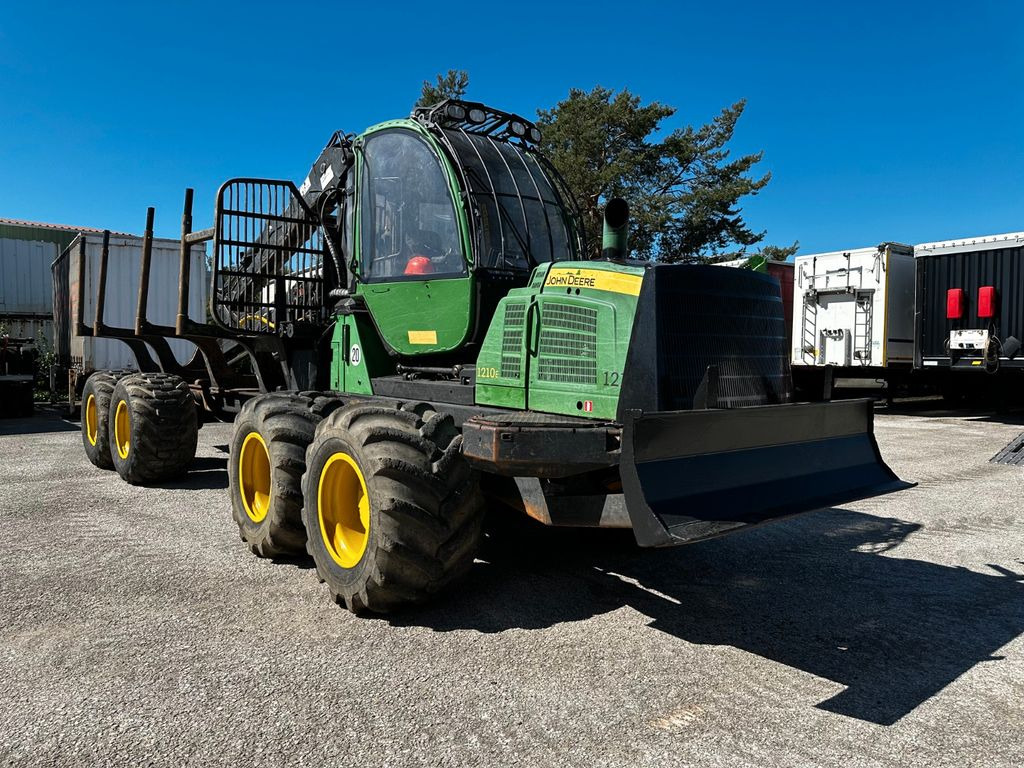 John Deere 1210E 10m CF710 KRAN - Форвардер: фото 4 John Deere 1210E 10m CF710 KRAN - Форвардер: фото 4