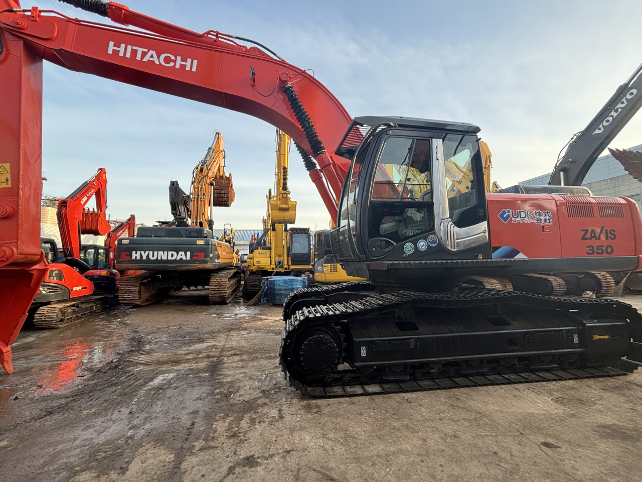 Hitachi ZX350 Used Excavator Hitachi 35 ton Secondhand Crawler Excavators Zx60 zx70 Zx120 Zx130 zx210 zx240 Zx300 zx850 - Гусеничный экскаватор: фото 2 Hitachi ZX350 Used Excavator Hitachi 35 ton Secondhand Crawler Excavators Zx60 zx70 Zx120 Zx130 zx210 zx240 Zx300 zx850 - Гусеничный экскаватор: фото 2