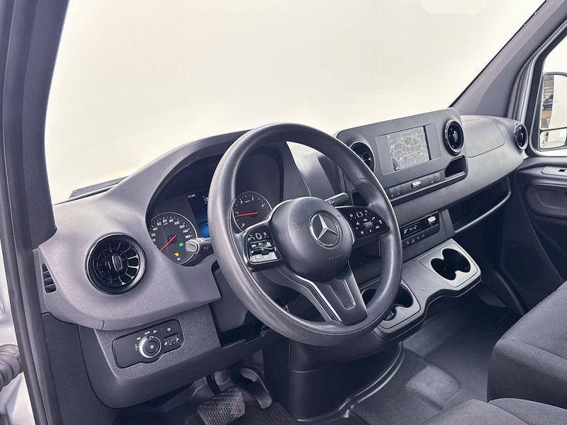 Mercedes-Benz Sprinter 314 2.2 CDI L2H2 Inrichting Navigatie Achteruitrijcamera Betimmering Cruise Control - Цельнометаллический фургон: фото 5 Mercedes-Benz Sprinter 314 2.2 CDI L2H2 Inrichting Navigatie Achteruitrijcamera Betimmering Cruise Control - Цельнометаллический фургон: фото 5