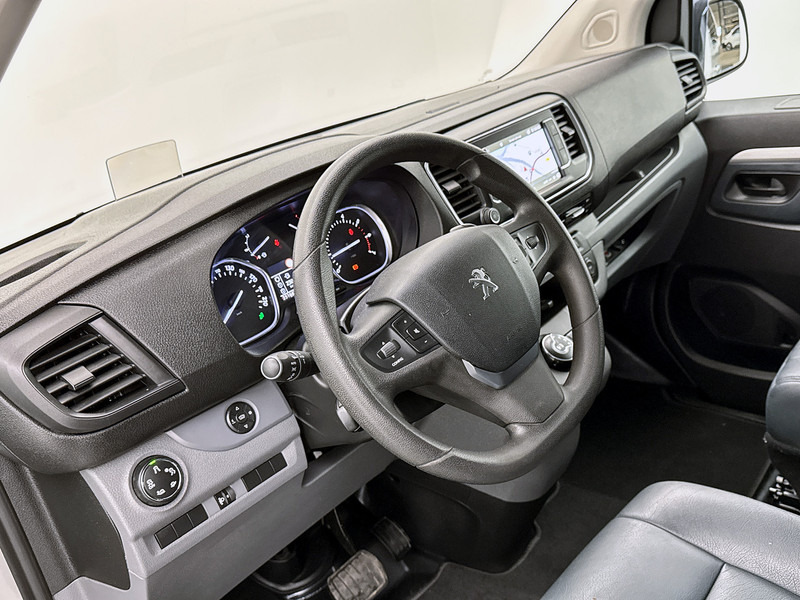 Peugeot Expert 231L 2.0 DC BlueHDI 180 Dubbele Cabine Headup display 2x schuifdeur Trekhaak Navigatie Achteruitrijcamera - Легковой фургон, Грузопассажирский фургон: фото 4 Peugeot Expert 231L 2.0 DC BlueHDI 180 Dubbele Cabine Headup display 2x schuifdeur Trekhaak Navigatie Achteruitrijcamera - Легковой фургон, Грузопассажирский фургон: фото 4