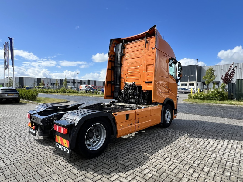 Volvo FH 420 4x2 Trekker Globetrotter / Chassis : KB - Тягач: фото 5 Volvo FH 420 4x2 Trekker Globetrotter / Chassis : KB - Тягач: фото 5