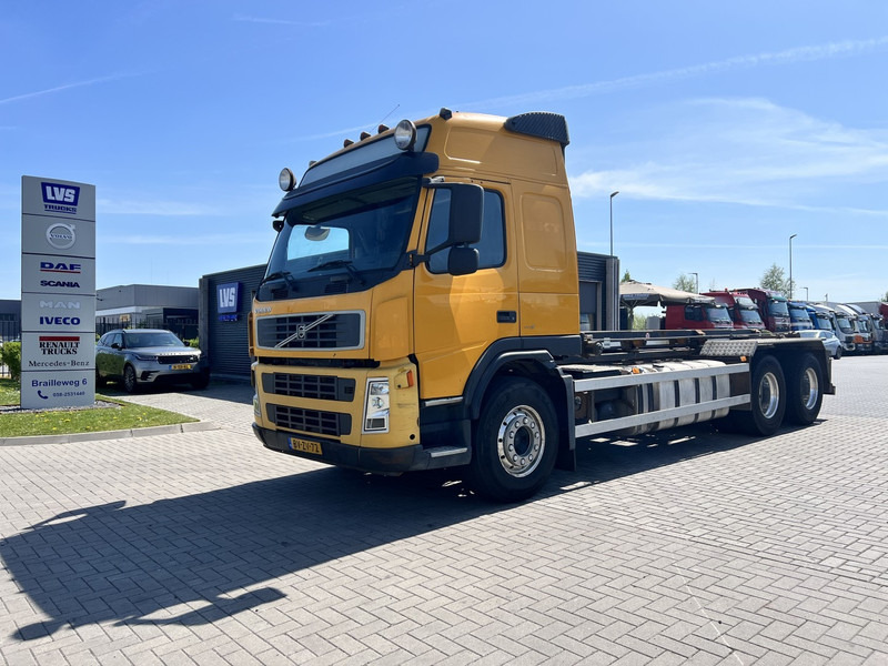 Volvo FM480 6X2 containersysteem Volvo FM480 6x2 / NCH systeem - Тросовый мультилифт: фото 1 Volvo FM480 6X2 containersysteem Volvo FM480 6x2 / NCH systeem - Тросовый мультилифт: фото 1