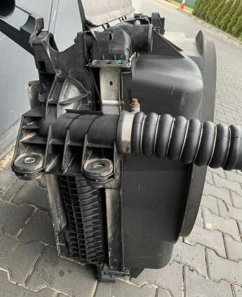 MAN TGL 81061006683 MAN Man TGL - Радиатор для Грузовиков: фото 2 MAN TGL 81061006683 MAN Man TGL - Радиатор для Грузовиков: фото 2