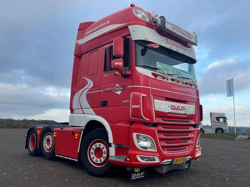 DAF XF 530 Twensteer Special interior. Full Air suspension Hydr. system - Тягач: фото 2 DAF XF 530 Twensteer Special interior. Full Air suspension Hydr. system - Тягач: фото 2