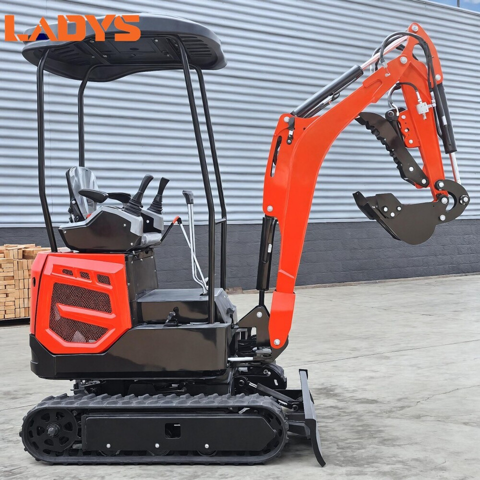 LADYS DY18 Mini Excavator CE Certification Kubota Engine(Factory Outlet) Mini Pelle Minibagger Minikoparka Miniexcavadora - Мини-экскаватор: фото 3 LADYS DY18 Mini Excavator CE Certification Kubota Engine(Factory Outlet) Mini Pelle Minibagger Minikoparka Miniexcavadora - Мини-экскаватор: фото 3