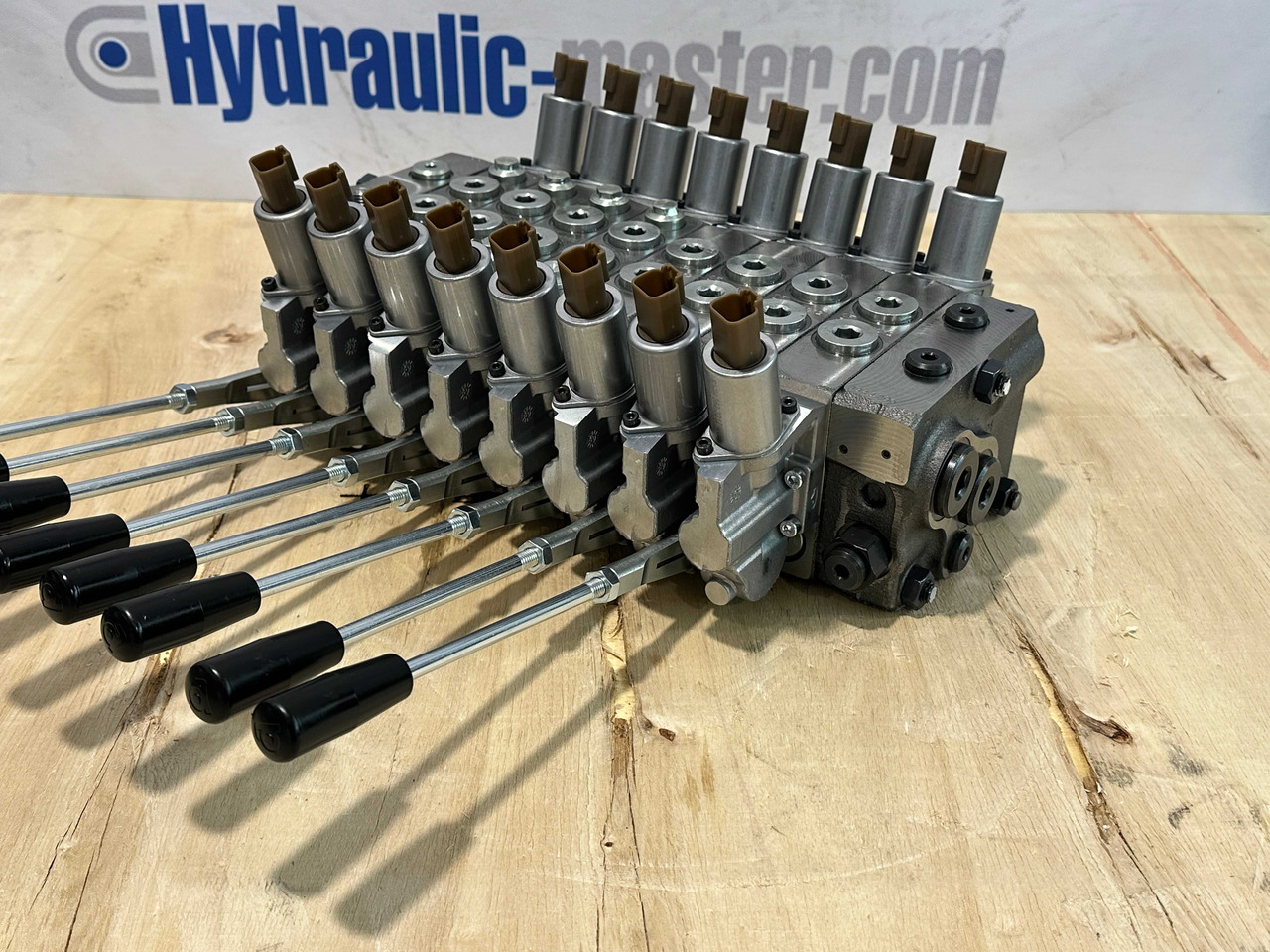 Valve Walvoil DPX100 MKG, Palfinger, Fassi, Hiab - Лесной прицеп: фото 3 Valve Walvoil DPX100 MKG, Palfinger, Fassi, Hiab - Лесной прицеп: фото 3
