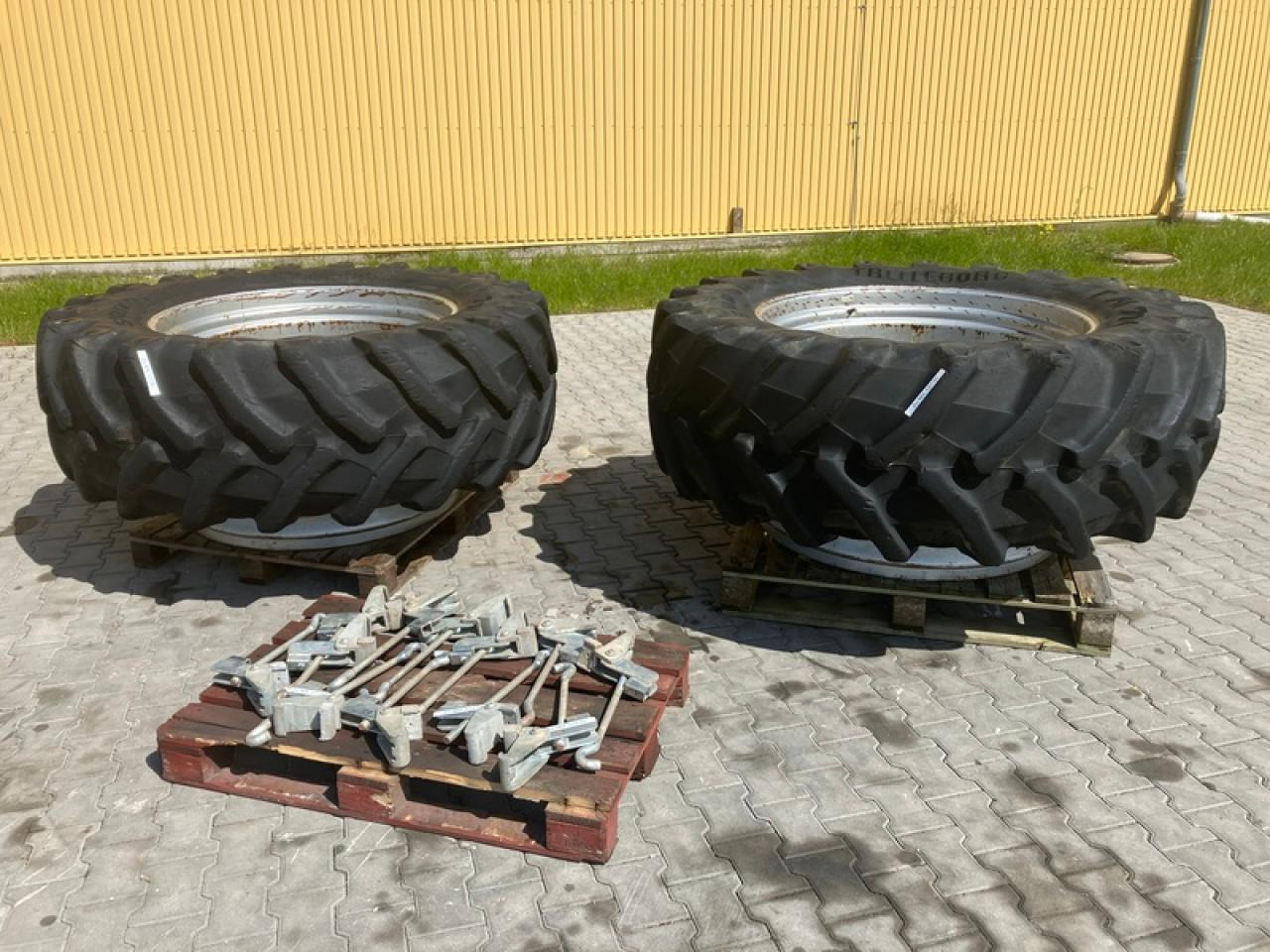 Трактор Fendt VARIO 724 PROFIPLUS RTK: фото 8 Трактор Fendt VARIO 724 PROFIPLUS RTK: фото 8