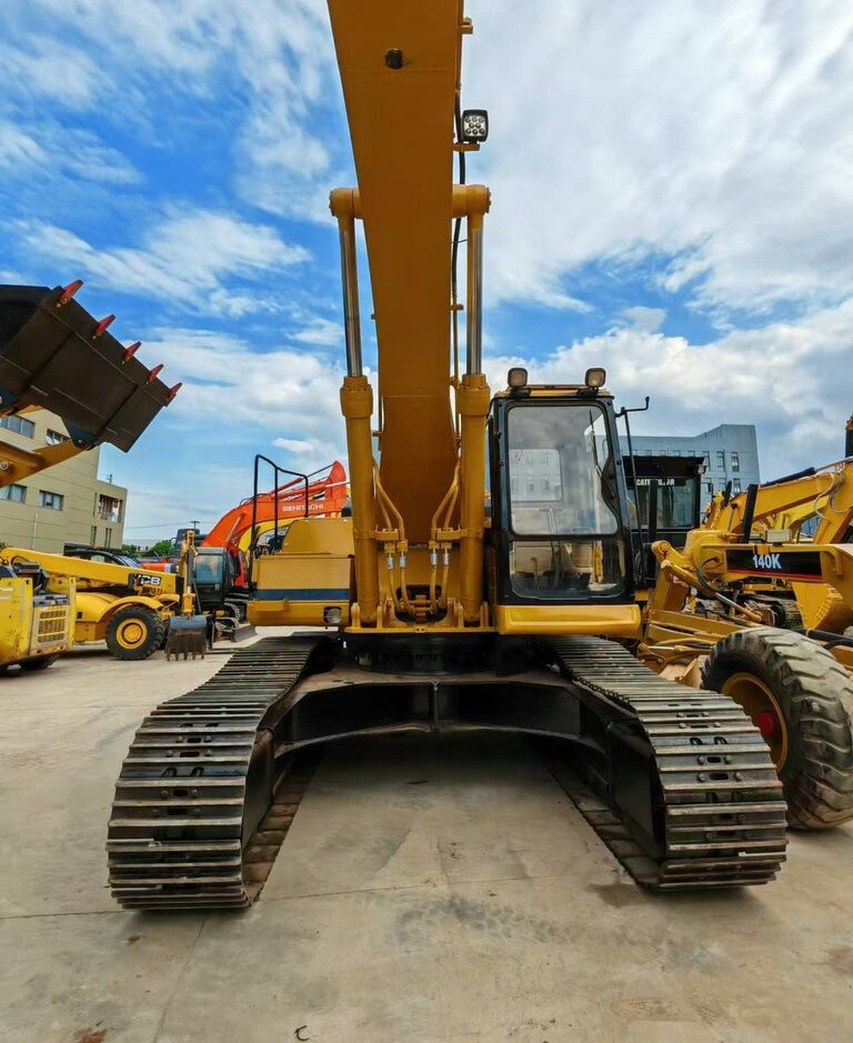 Caterpillar 330BL - Гусеничный экскаватор: фото 1 Caterpillar 330BL - Гусеничный экскаватор: фото 1