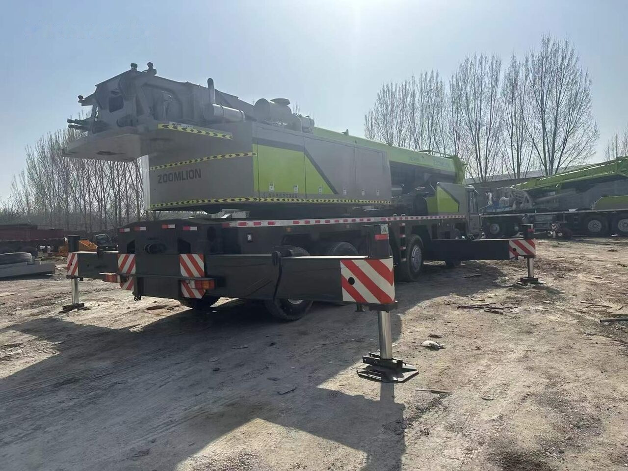 Zoomlion ZTC900V 90T 90ton 80ton 100ton - Мобильный кран: фото 5 Zoomlion ZTC900V 90T 90ton 80ton 100ton - Мобильный кран: фото 5
