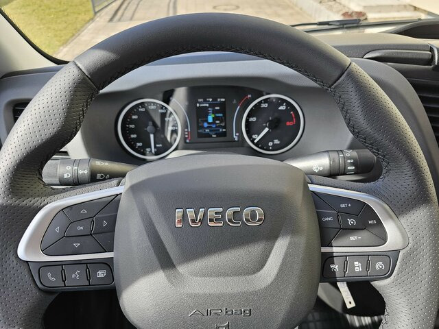 IVECO Daily 35S21HA8V Hi-Matic LBW AIR PRO AHK Navi в лизинг IVECO Daily 35S21HA8V Hi-Matic LBW AIR PRO AHK Navi: фото 7
