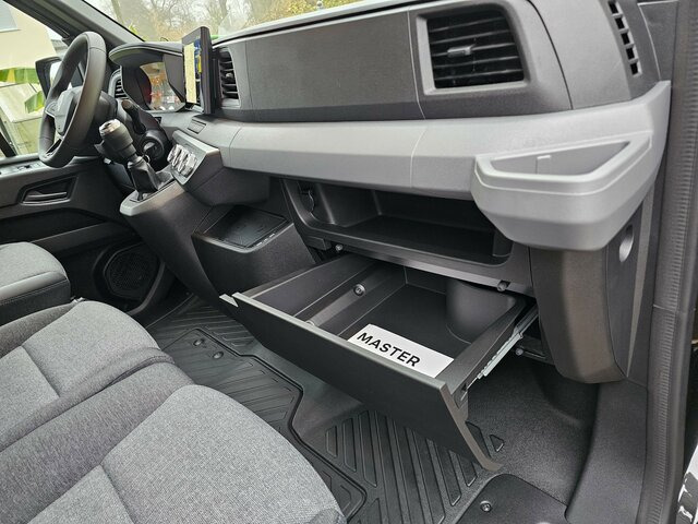 Новый Цельнометаллический фургон RENAULT Master L2H2 170 Neues Modell 10'' Navi Kamera...: фото 17 Новый Цельнометаллический фургон RENAULT Master L2H2 170 Neues Modell 10'' Navi Kamera...: фото 17