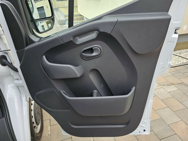 Новый Цельнометаллический фургон RENAULT Master L3H2 dci 150 3,5t PRO+ Navi PDC: фото 21