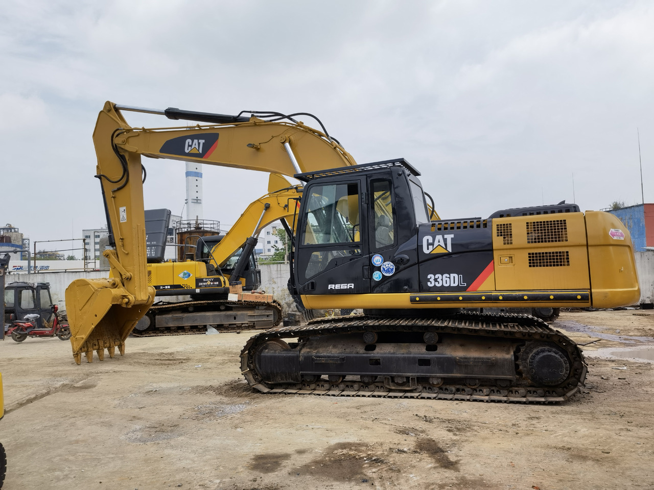 CAT 336DL Excavator - Гусеничный экскаватор: фото 3 CAT 336DL Excavator - Гусеничный экскаватор: фото 3