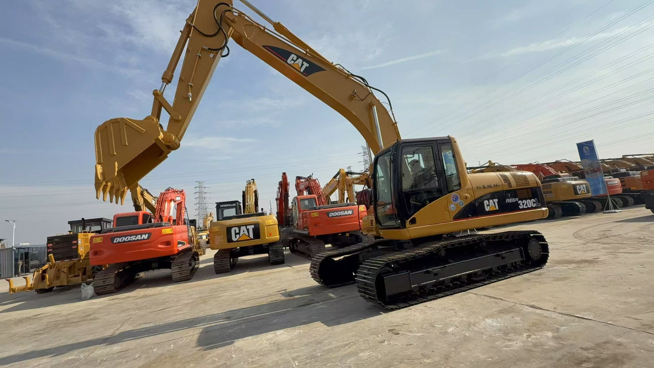 Гусеничный экскаватор Cat 320cl excavator: фото 6