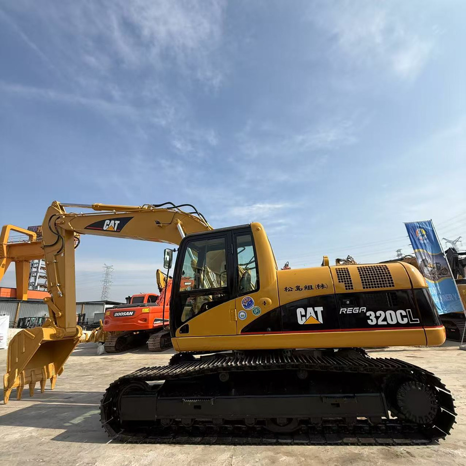 Cat 320cl excavator - Гусеничный экскаватор: фото 1 Cat 320cl excavator - Гусеничный экскаватор: фото 1