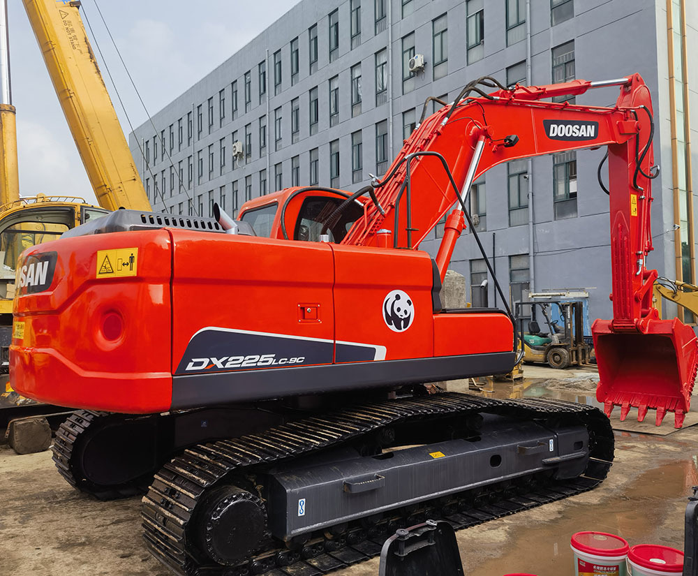 DOOSAN Doosan DX225LC Crawler excavator - Гусеничный экскаватор: фото 2 DOOSAN Doosan DX225LC Crawler excavator - Гусеничный экскаватор: фото 2