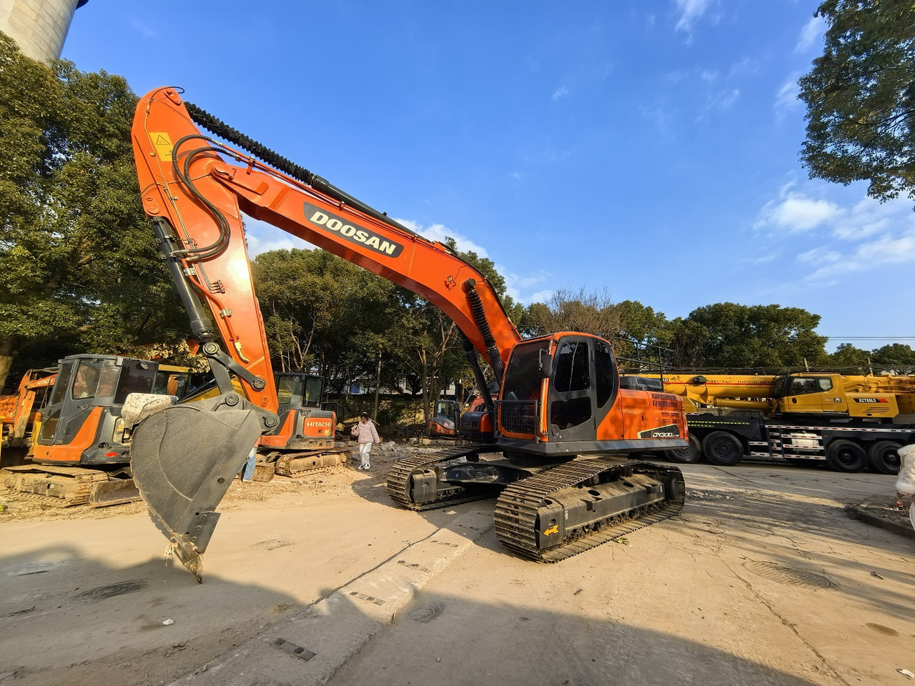 Doosan DX300LC Crawler Excavator - Гусеничный экскаватор: фото 2 Doosan DX300LC Crawler Excavator - Гусеничный экскаватор: фото 2
