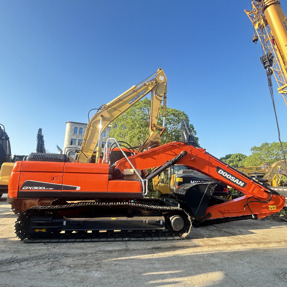 Doosan Dx300LC-9C  Crawler Excavator - Гусеничный экскаватор: фото 4 Doosan Dx300LC-9C  Crawler Excavator - Гусеничный экскаватор: фото 4