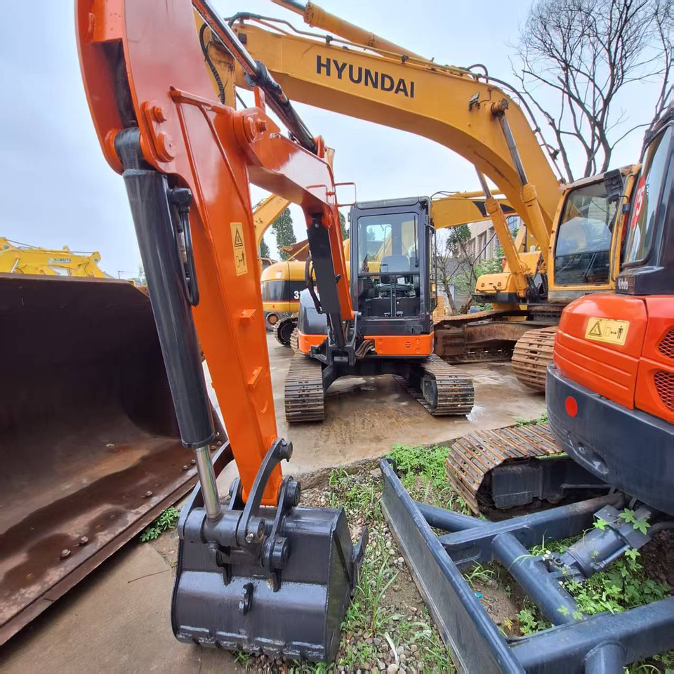 Hitachi ZX50 Excavator - Гусеничный экскаватор: фото 5 Hitachi ZX50 Excavator - Гусеничный экскаватор: фото 5
