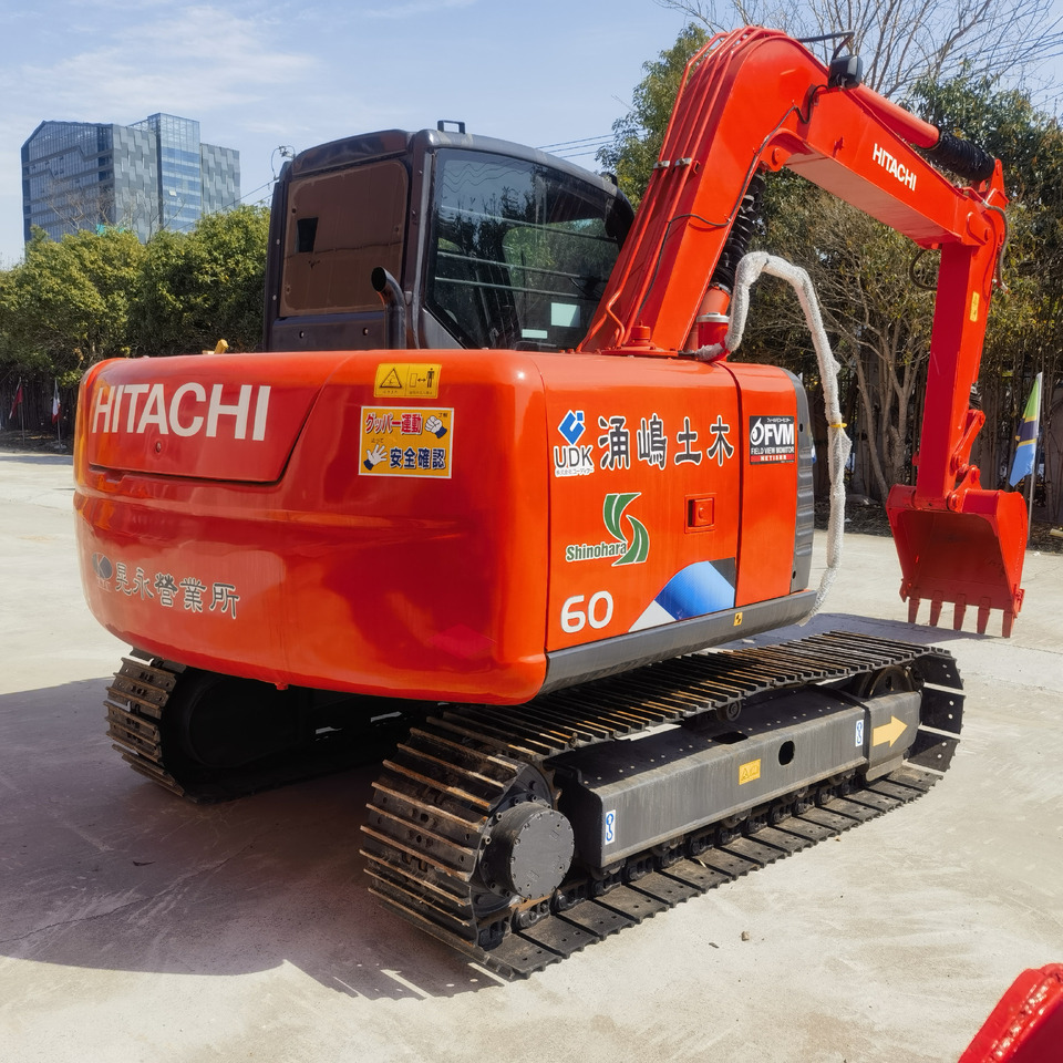 Hitachi ZX60 Excavator - Гусеничный экскаватор: фото 3 Hitachi ZX60 Excavator - Гусеничный экскаватор: фото 3